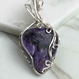 Teardrop Chariote Necklace