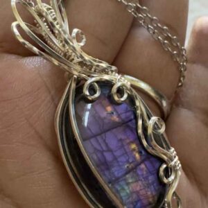 Oval Purple Labradorite Necklace